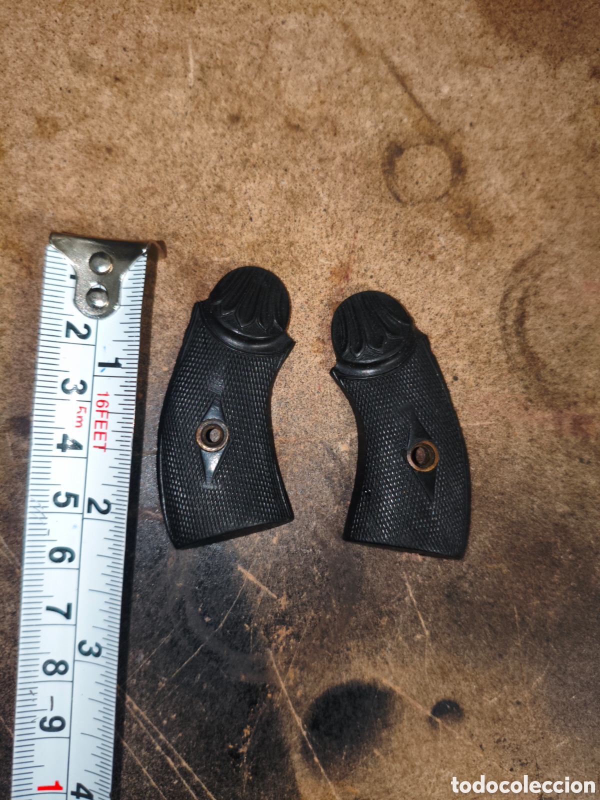 Coleccionismo: Cachas revolver tipo velodog