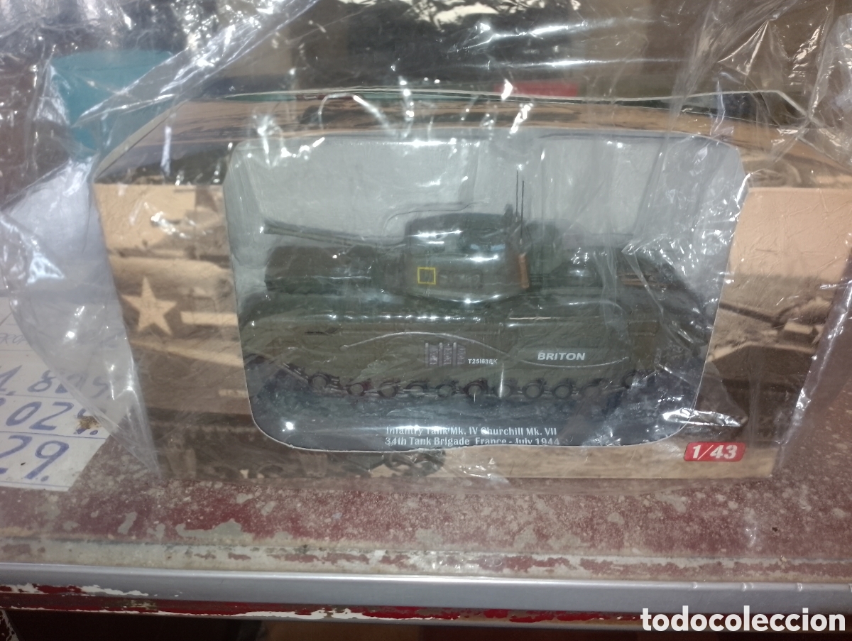 Coleccionismo: Tanque a escala 1/43 con Fasc&iacute;culo - Foto 1