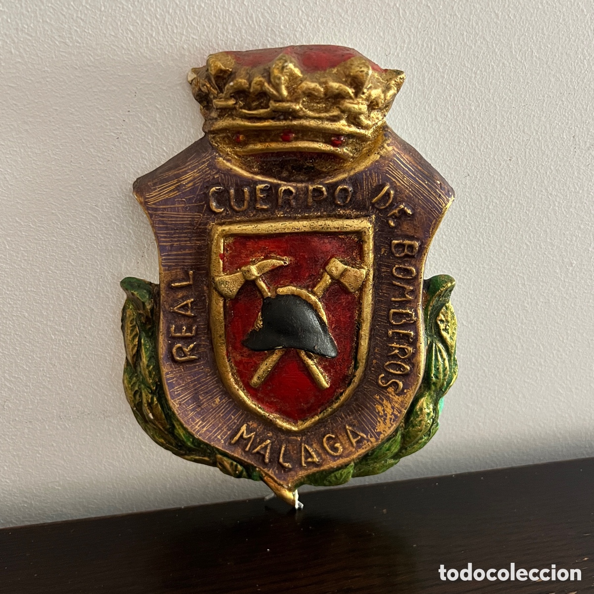 Coleccionismo: Metopa artesanal bomberos M&aacute;laga - Foto 2