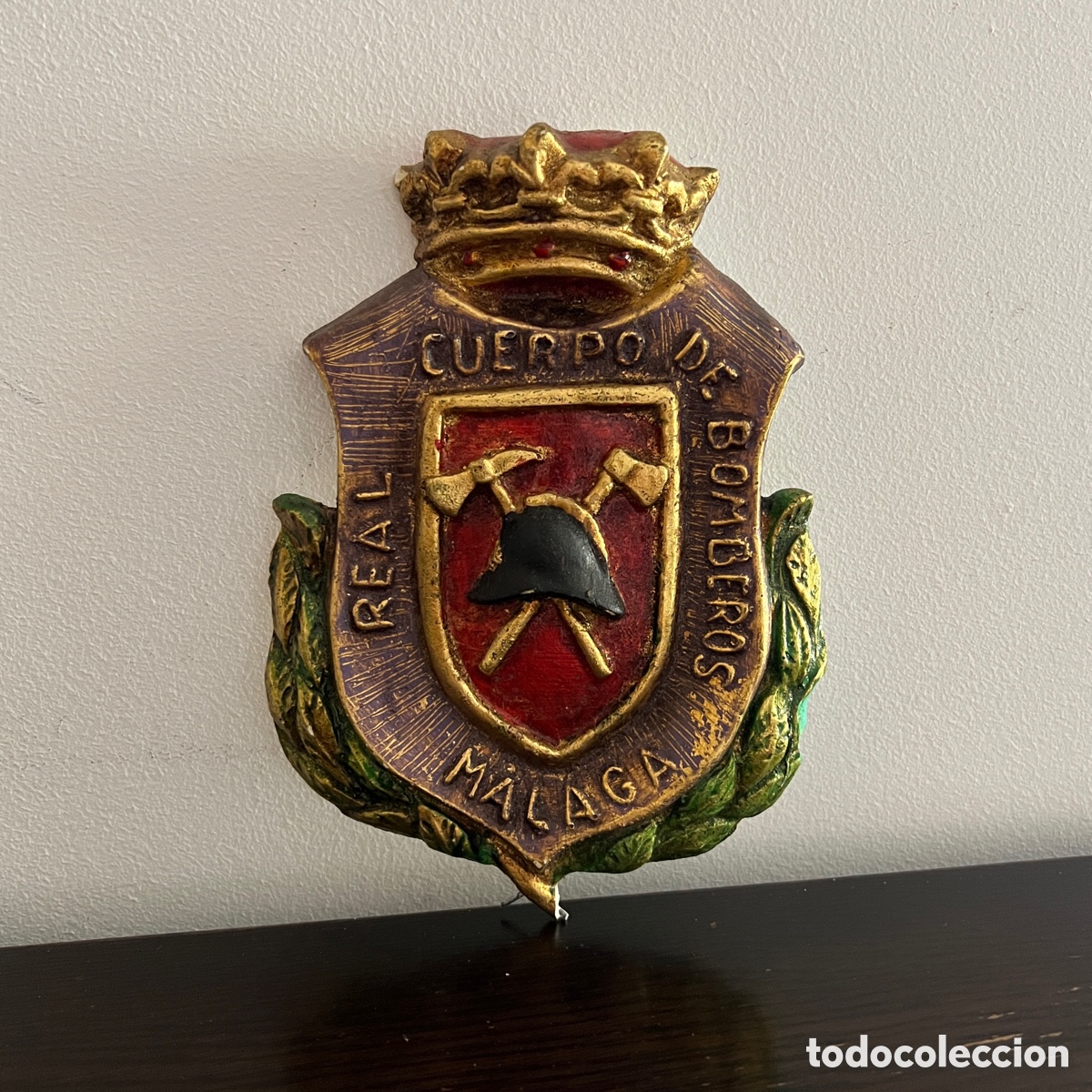 Coleccionismo: Metopa artesanal bomberos M&aacute;laga - Foto 1