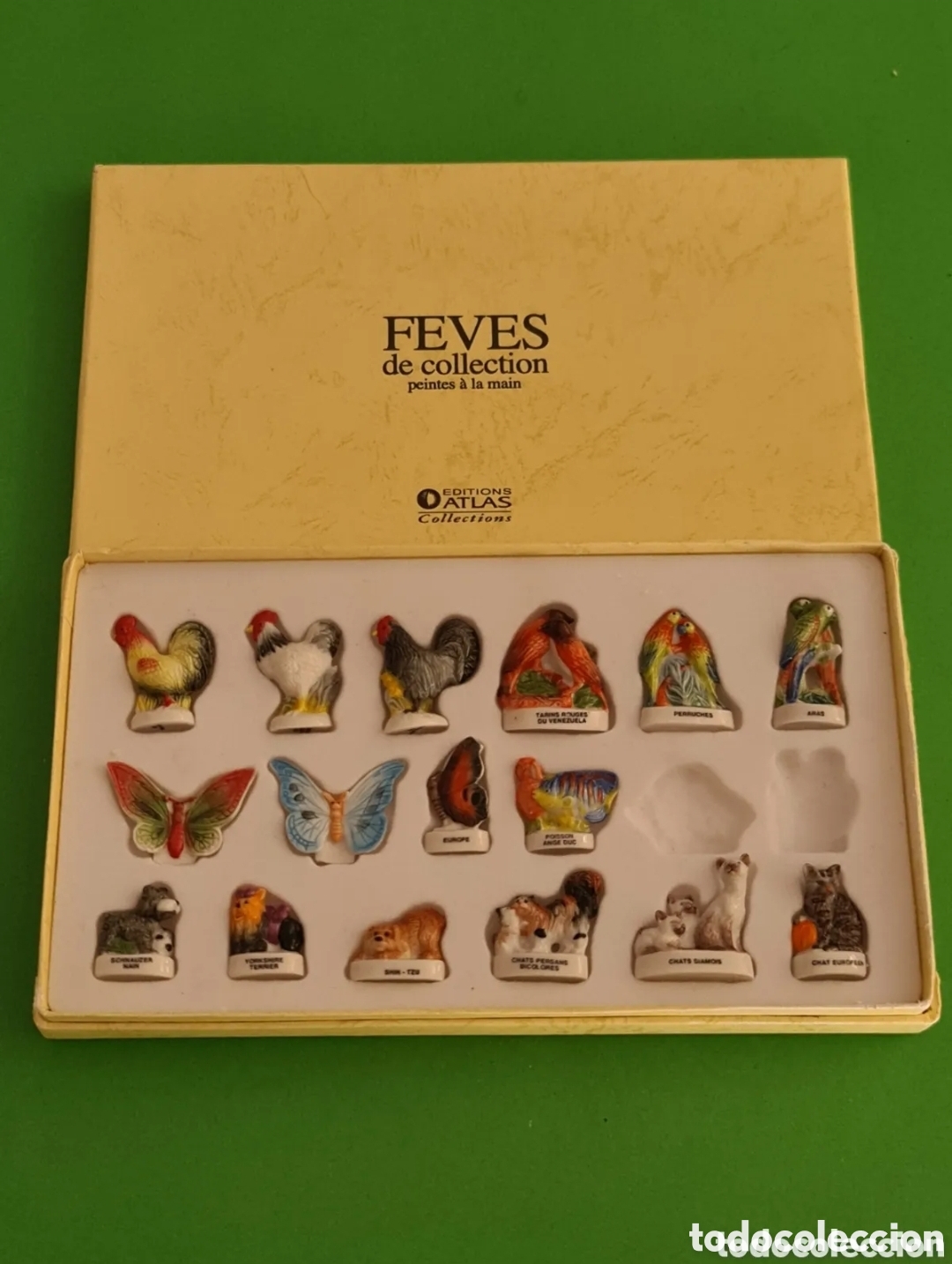 Coleccionismo: Colecci&oacute;n de figuritas pintadas a mano. - Foto 1