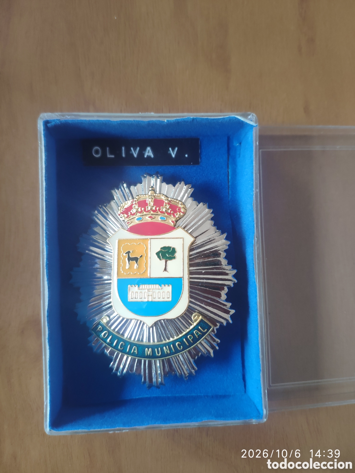 Coleccionismo: Placa insignia Polic&iacute;a municipal oliva valencia