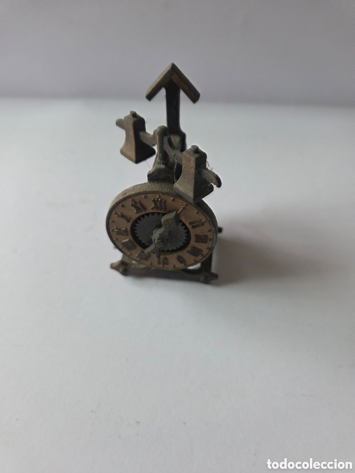 Coleccionismo: Sacapuntas vintage Play Me reloj antiguo