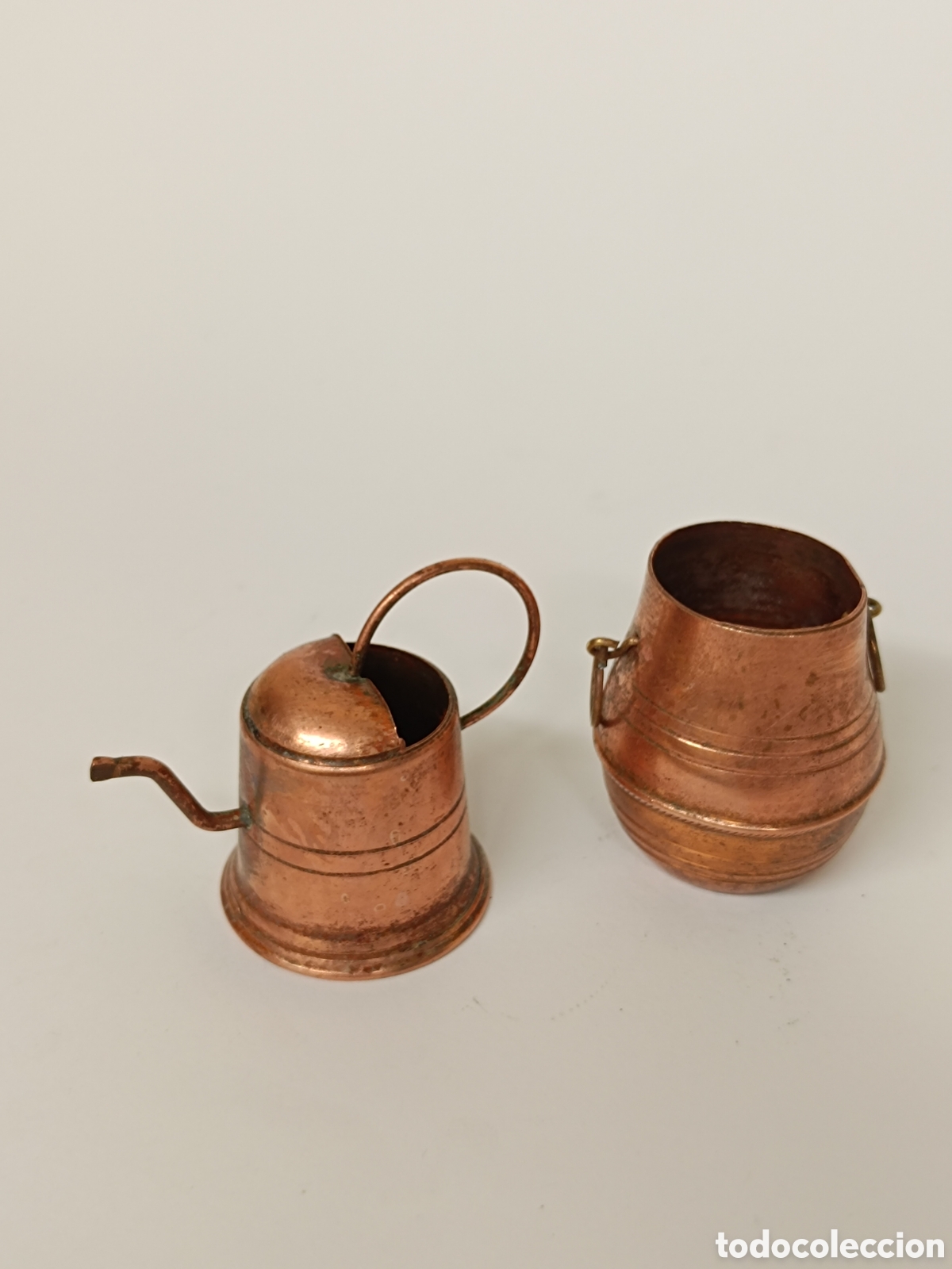 Coleccionismo: Mini regadera y cubo caldero de cobre miniaturas decorativas vintage