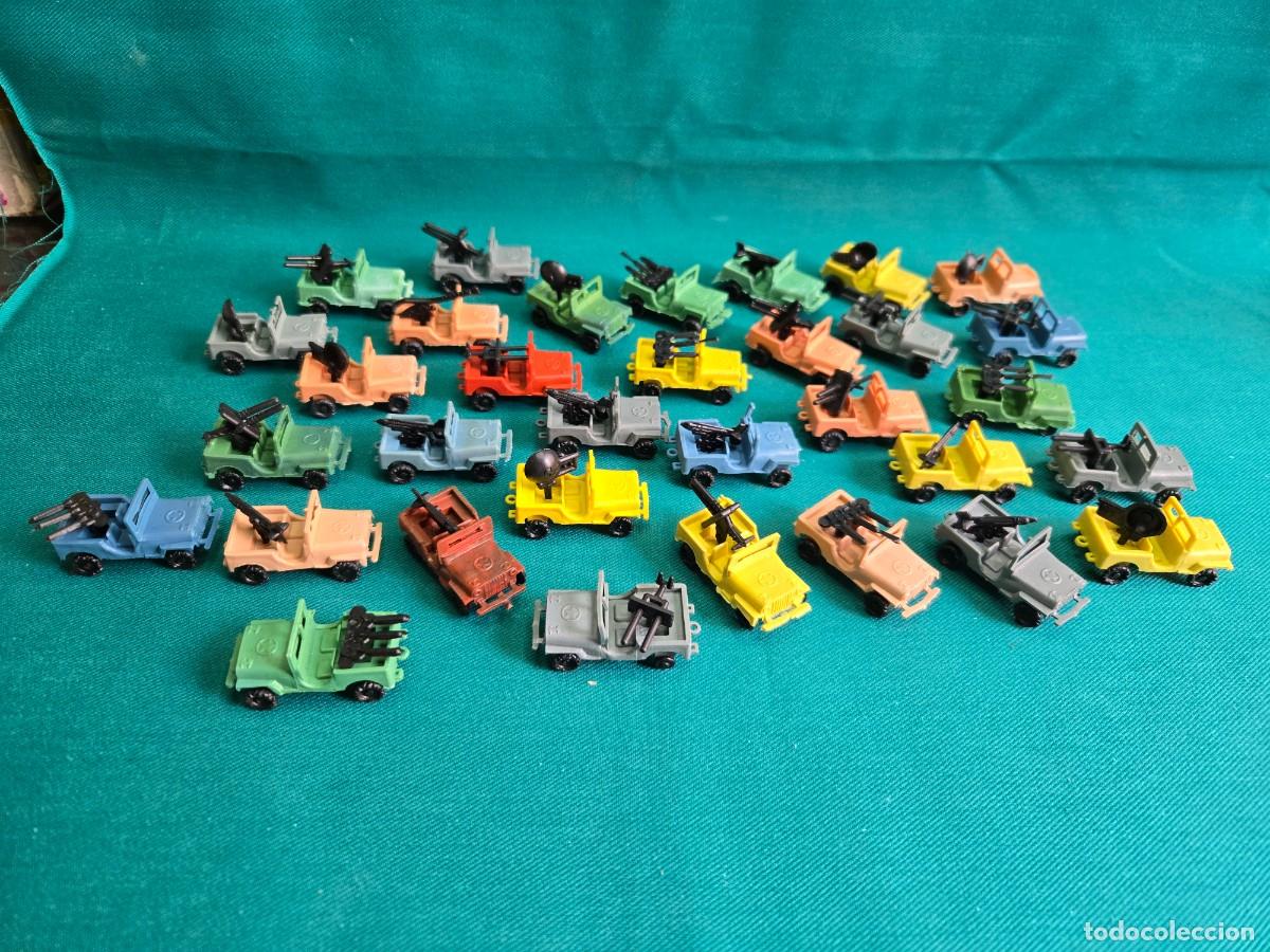 Coleccionismo: LOTE DE 33 JEEP AMERICANOS DE MONTAPLEX