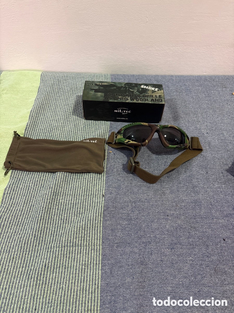 Sammeln: Gafas t&aacute;cticas Mil-Tec Commando Air Pro Woodland, lente ahumada, con caja y funda