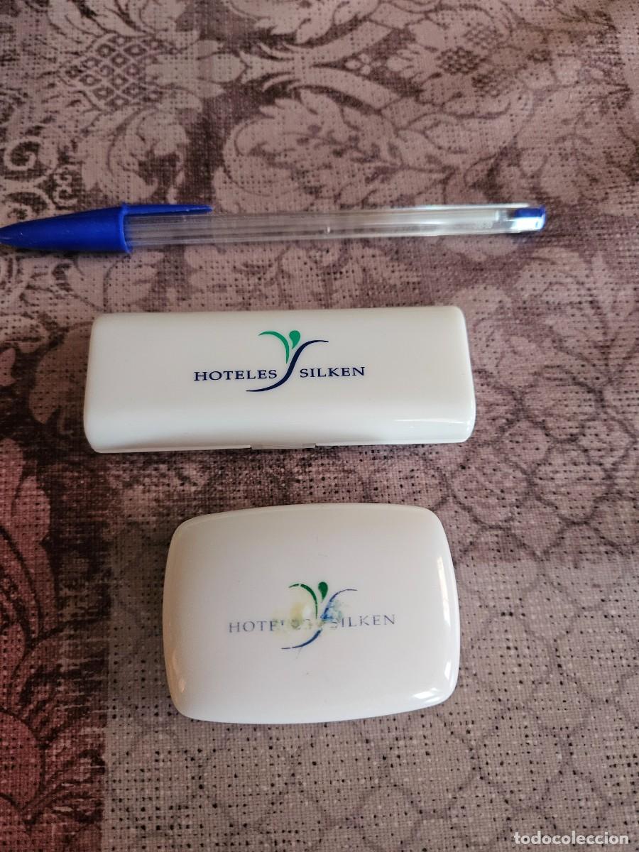 Coleccionismo: Kit De Higiene Dental Y Jabonera Art&iacute;culos De Cortes&iacute;a De La Cadena Espa&ntilde;ola De Los Hoteles Silken
