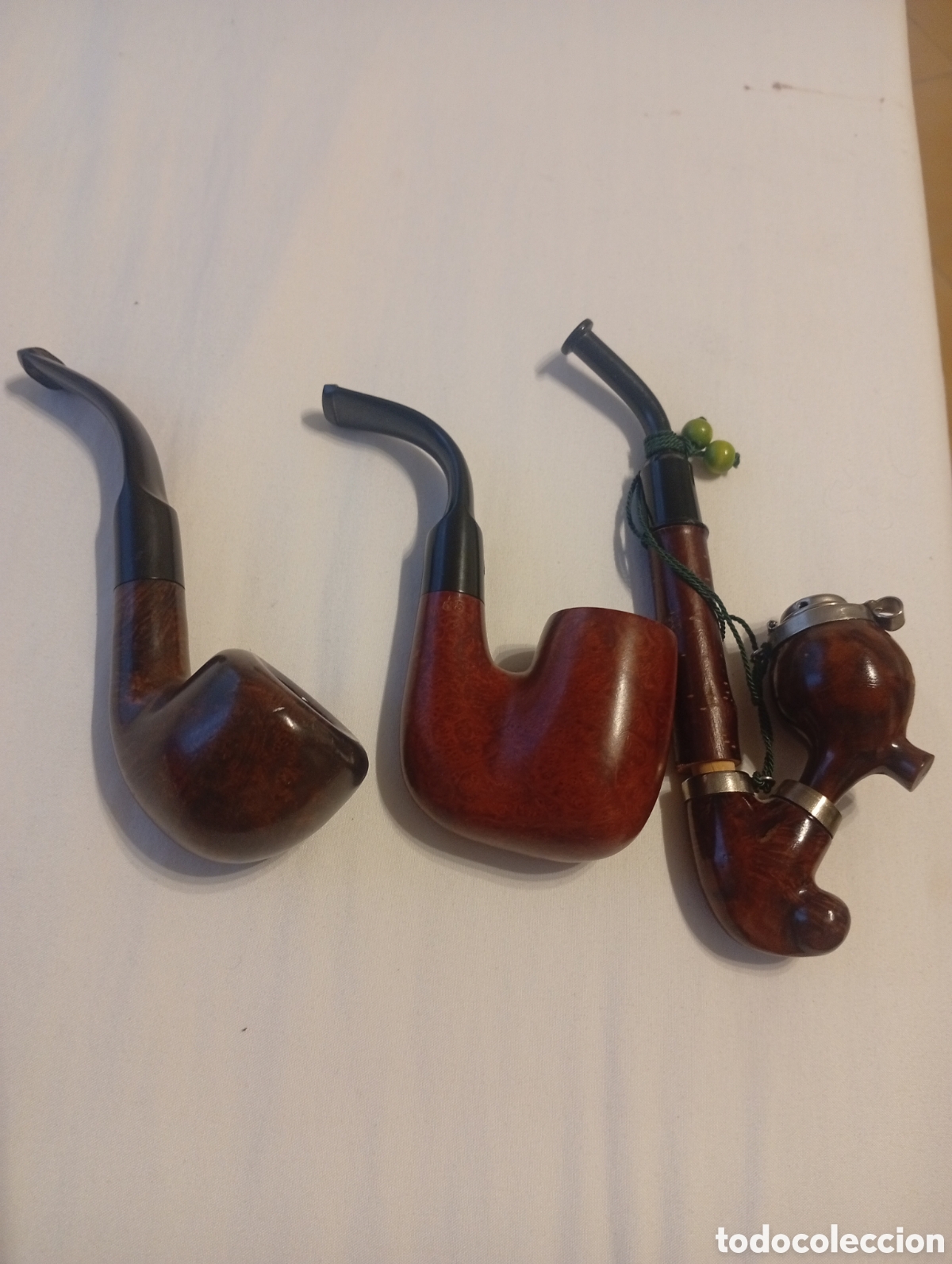 Coleccionismo: 3 pipas fumador a&ntilde;os 70 vintage con soporte