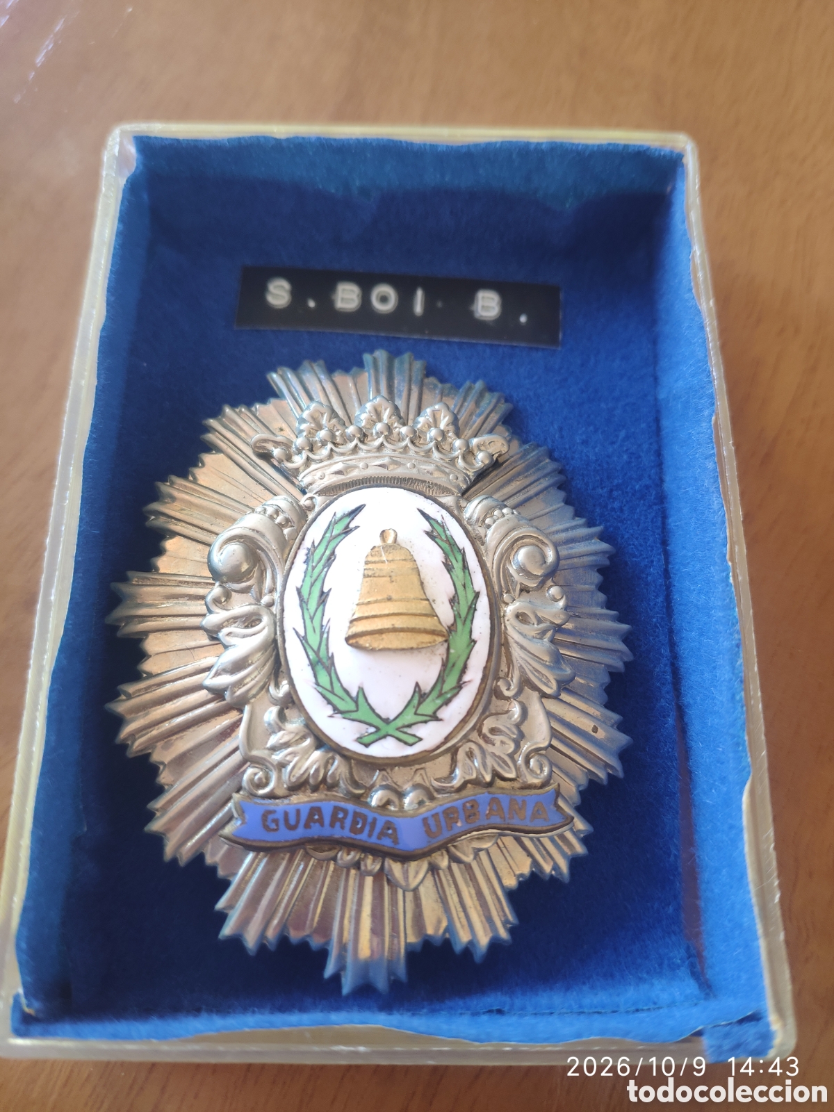 Coleccionismo: Antigua placa insignia guardia urbana Sant Boi de Llobregat