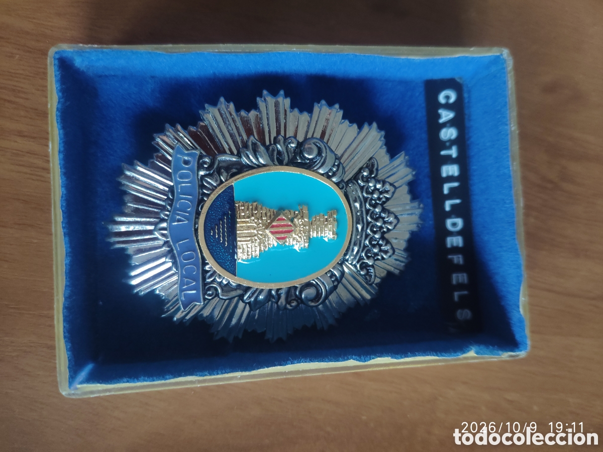 Coleccionismo: Placa insignia Polic&iacute;a local Castelldefels