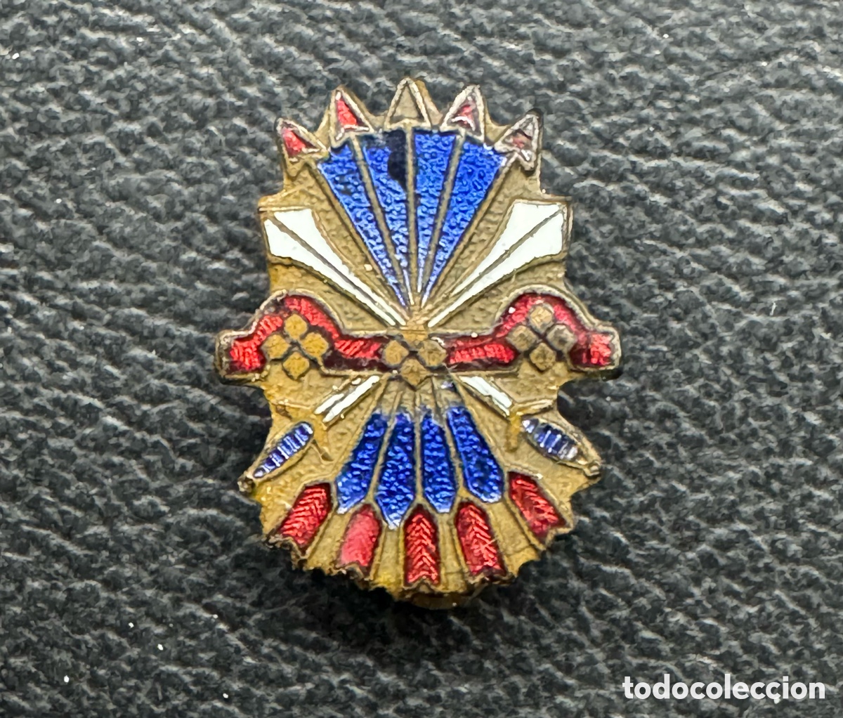 Coleccionismo: INSIGNIA GUARDIA DE FRANCO DE SOLAPA. FALANGE. ORIGINAL DE &Eacute;POCA.