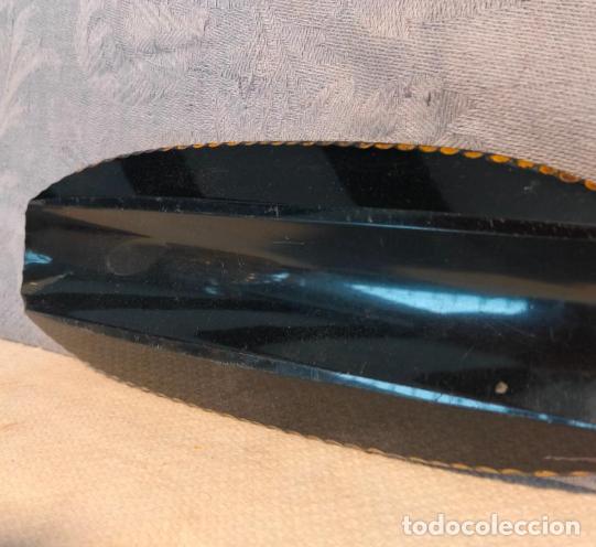 Colecionismo: Soporte llano ovalado escrivania de cristal color negro antiguo con cenefa tallos dorados a&ntilde;os 30