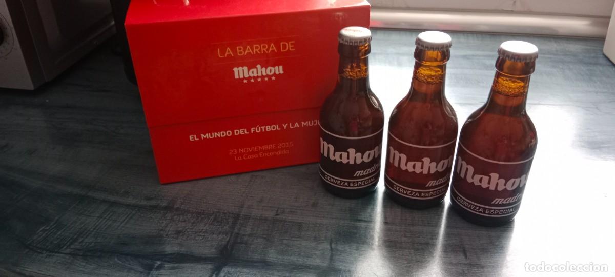 Coleccionismo: Estuche conmemorativo del evento &rdquo;La Barra de Mahou: El mundo del f&uacute;tbol y la mujer (2015)