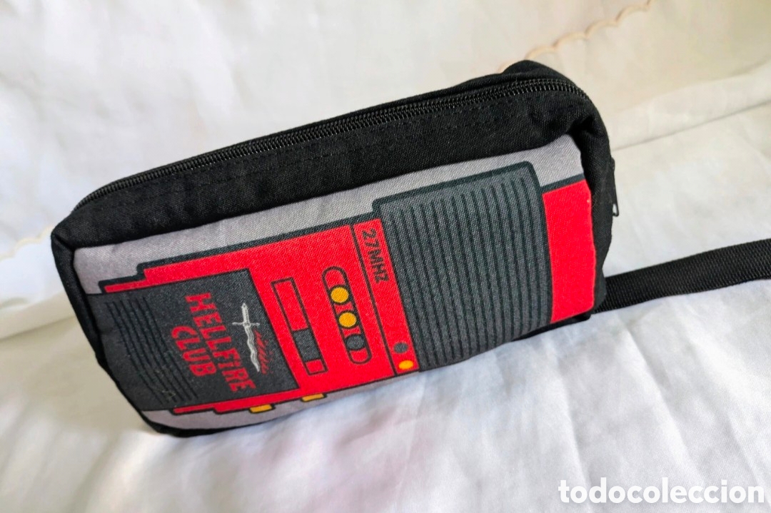 Coleccionismo: Strangers things bolso neceser estuche - Foto 2