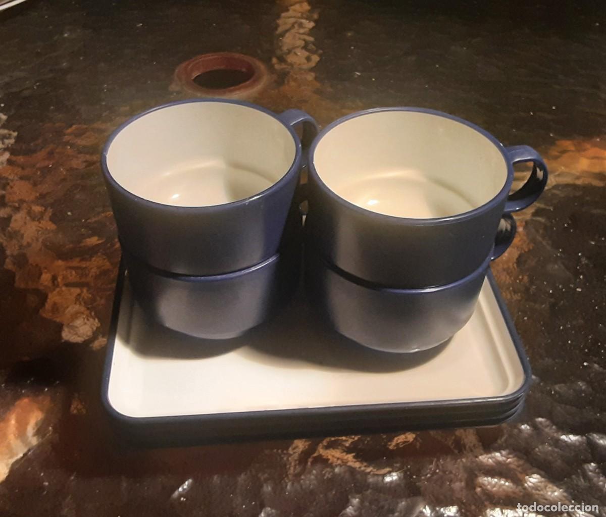 Coleccionismo: Cautro tazas y cuatro bandejas catering compa&ntilde;&iacute;a escandinava SCANAIR a&ntilde;os 80