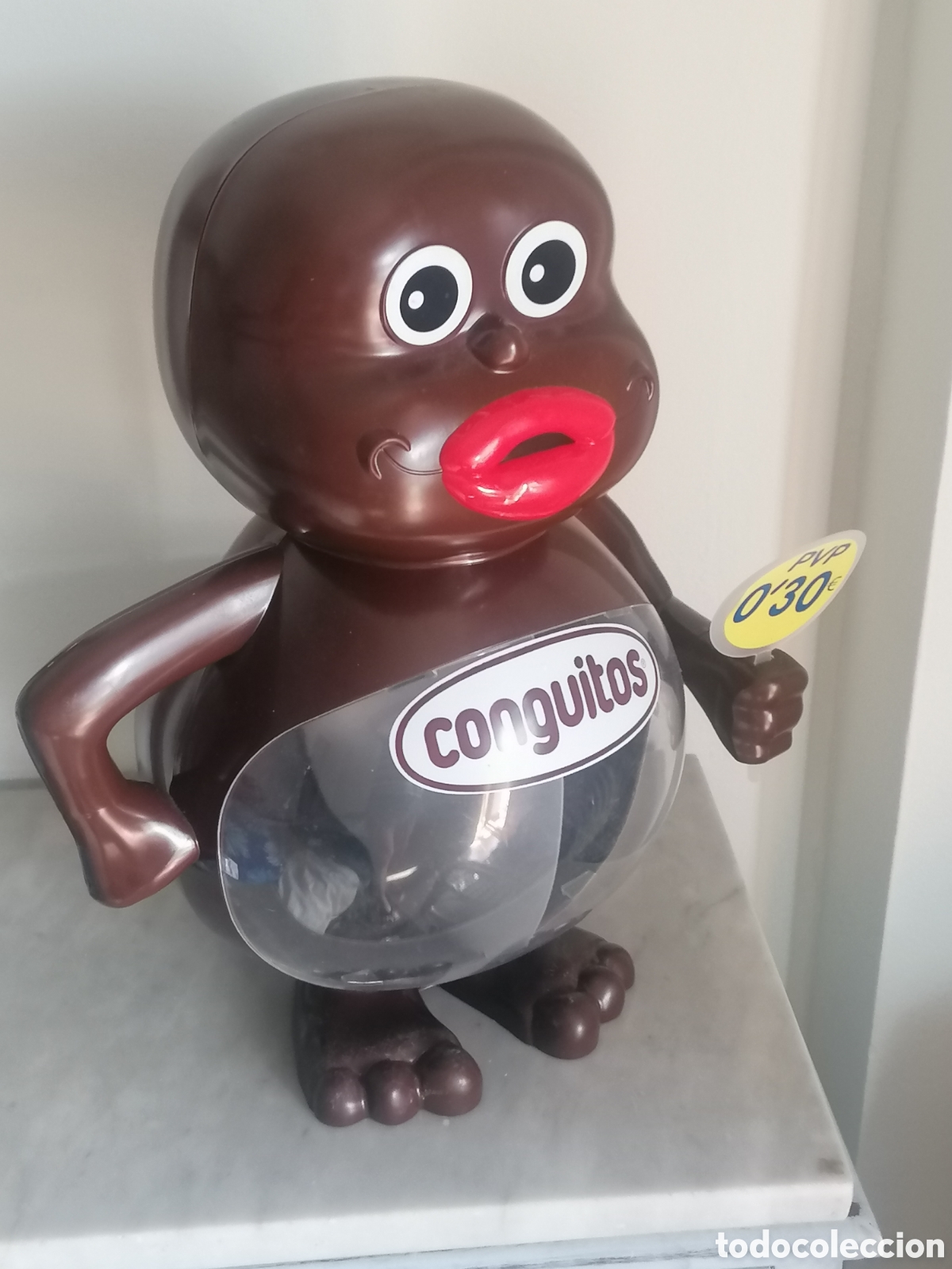 Coleccionismo: Mu&ntilde;eco expositor de Conguitos - Foto 1