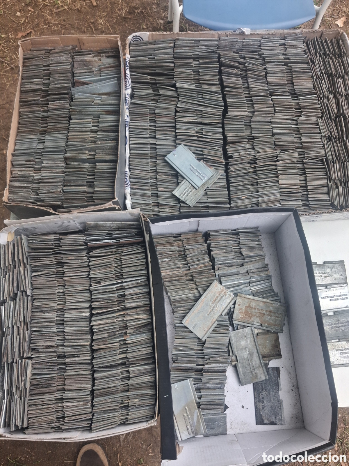 Colecionismo: LOTE DE MAS DE 1500 CHAPAS CON EL NOMBRE Y LA POBLACI&Oacute;N