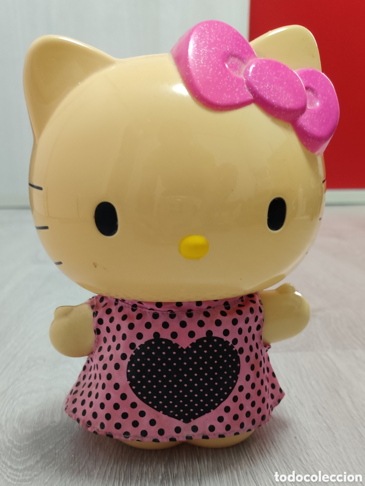 Coleccionismo: Bote gel Hello Kitty rosa