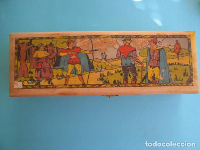 Collezionismo: Estuche plumier escolar antiguo de madera a&ntilde;os 1940