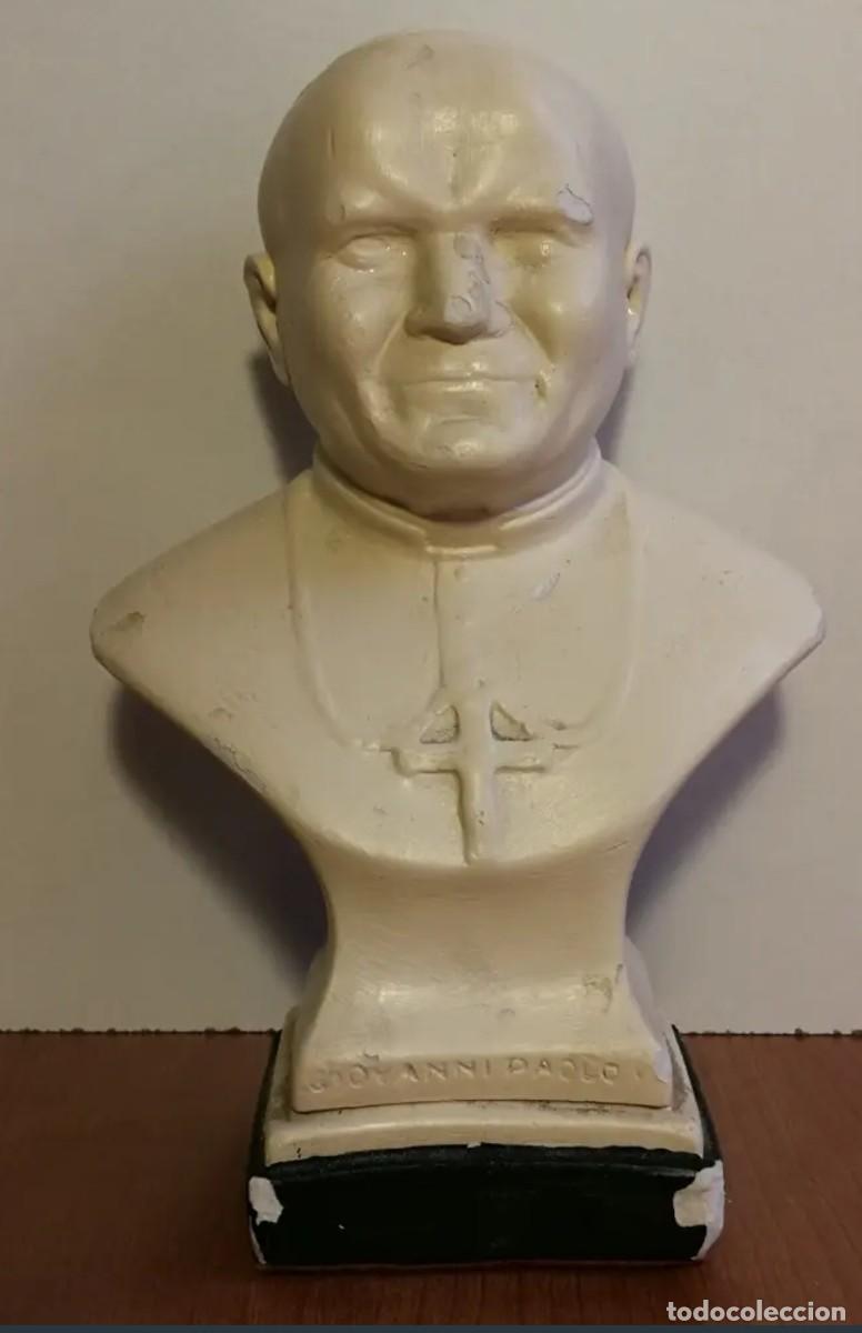 Collecting: Figura escultura del Papa Juan Pablo II, en escayola.