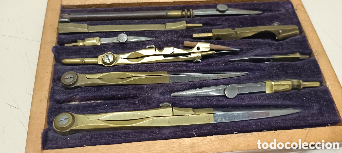 Coleccionismo: Antiguo comp&aacute;s lat&oacute;n dorado - Foto 9