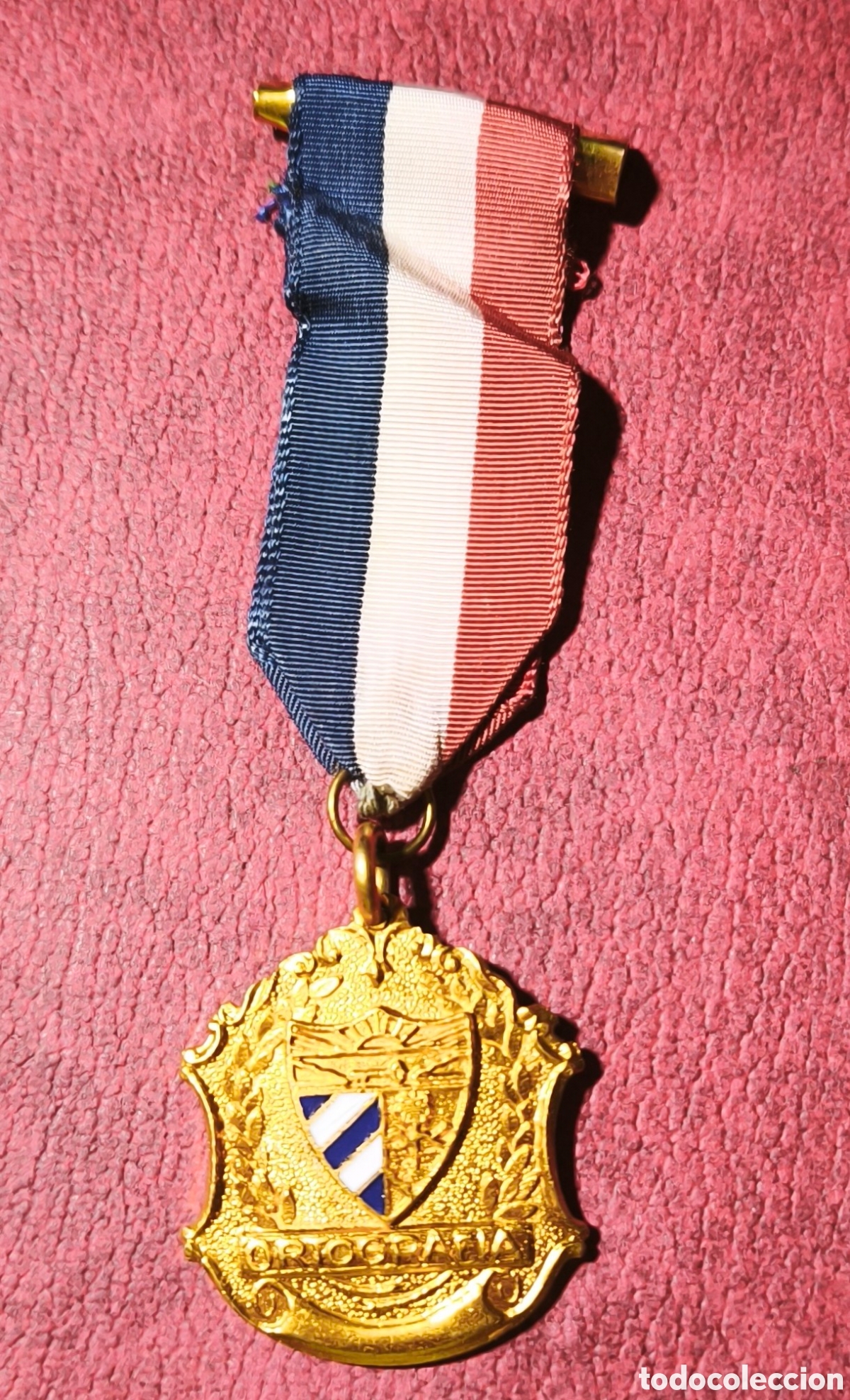 Colecionismo: Cuba. A&ntilde;os '80. Medalla al m&eacute;rito escolar en ortograf&iacute;a