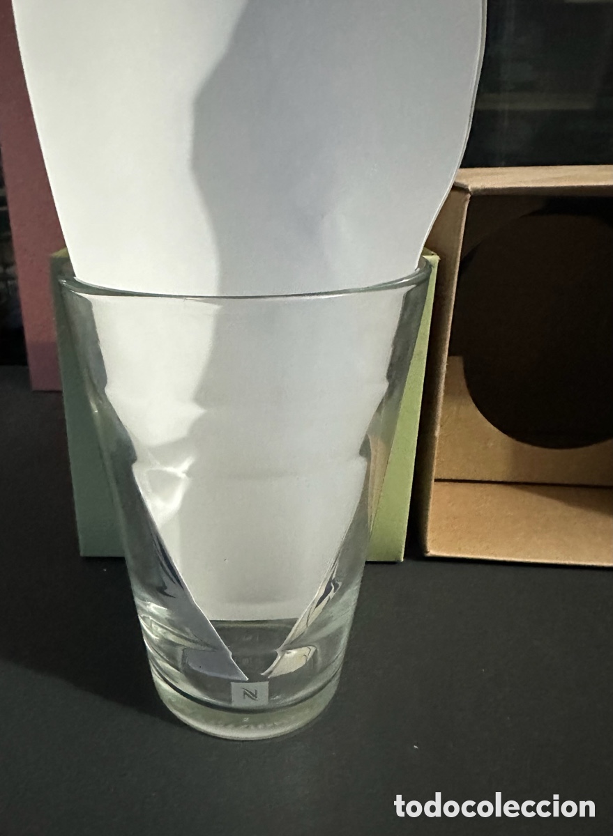 Sammeln: VASO GRANDE ORIGINAL NESPRESSO & YOU 13 cm alto aprox. 8 cm ancho