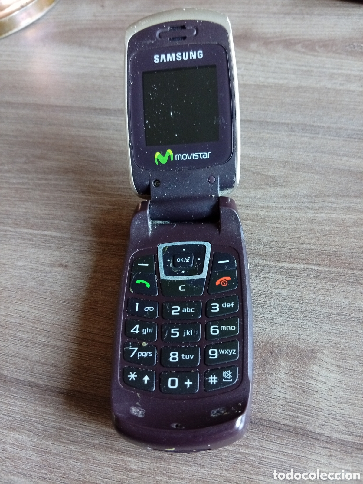 Collezionismo: Tel&eacute;fono Samsung SGH-C270 con el logotipo de la operadora Movistar.