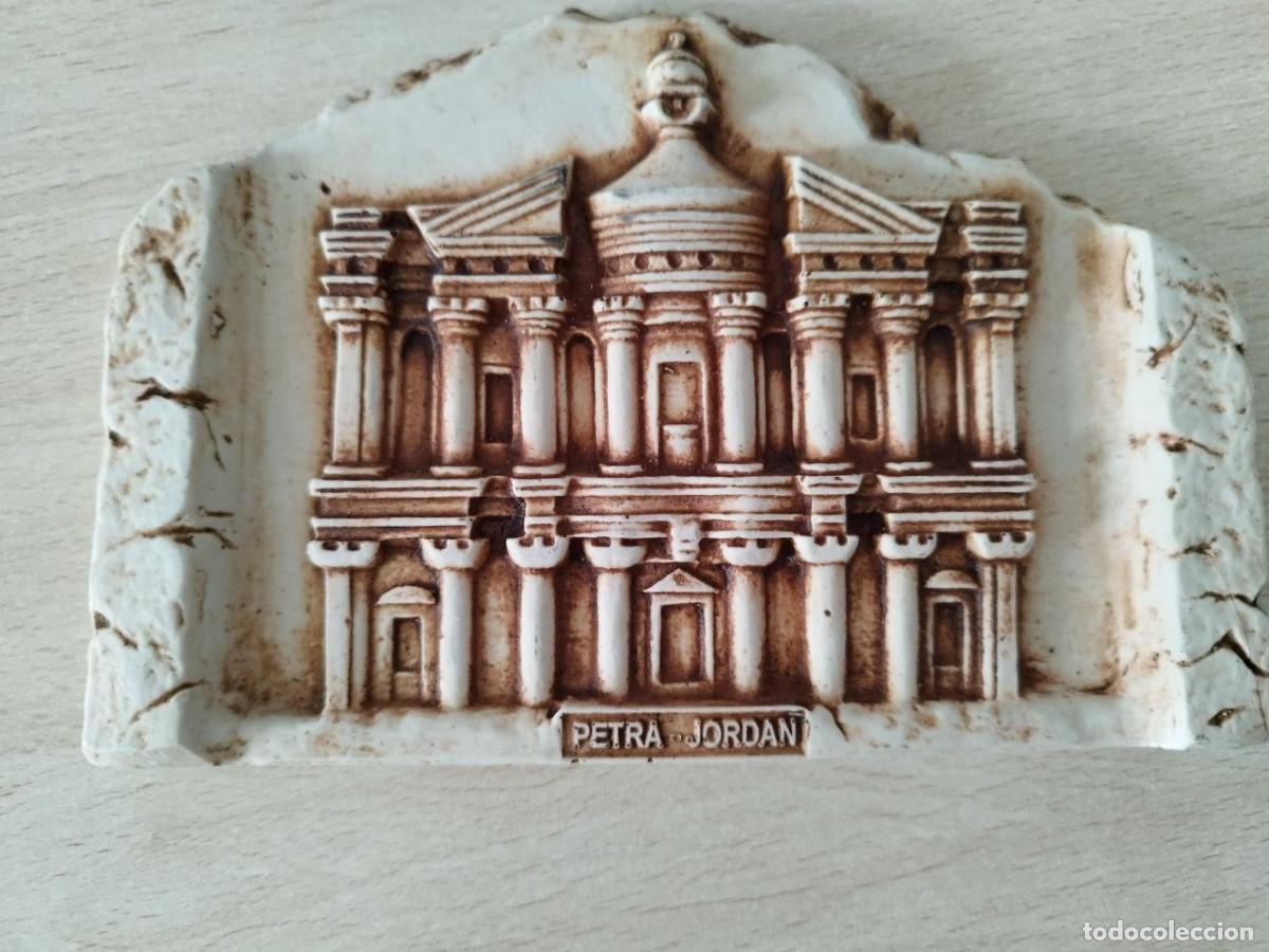 Collectionnisme: R&eacute;plica en relieve El Monasterio de Petra Ad Deir Jordania &ndash; 18 cm