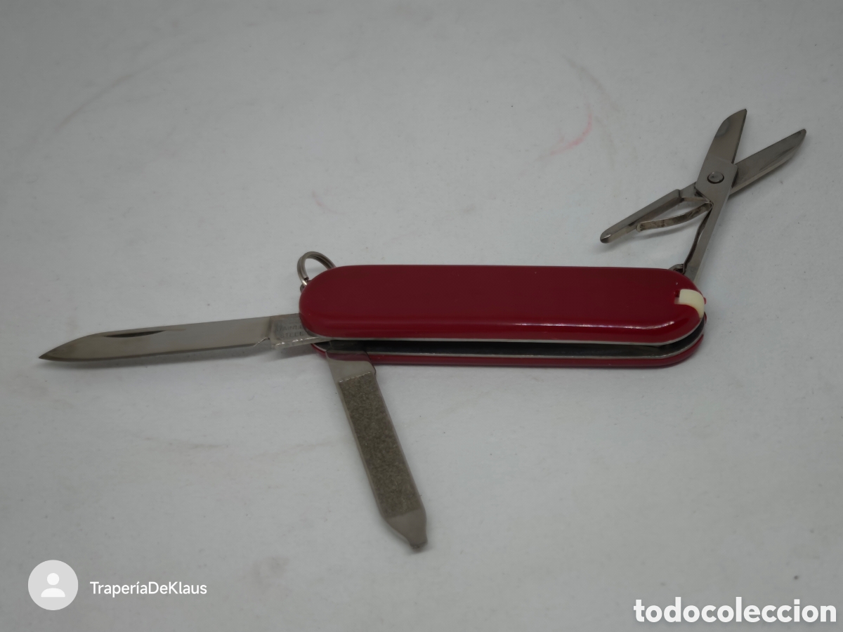 Collecting: Navaja multiusos compacta tipo suiza (Roja) - CAR122