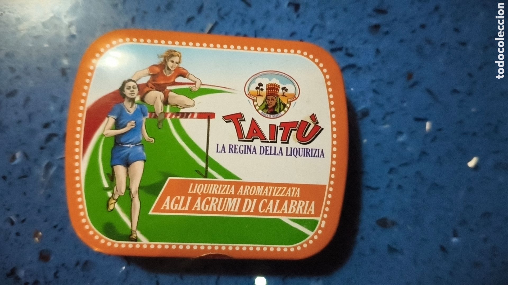 Collecting: Caja regaliz liquirizia taitu atletismo salto vallas Italia