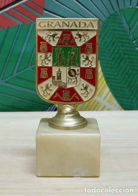 Sammeln: Adorno Sobremesa Escudo Recuerdo Granada
