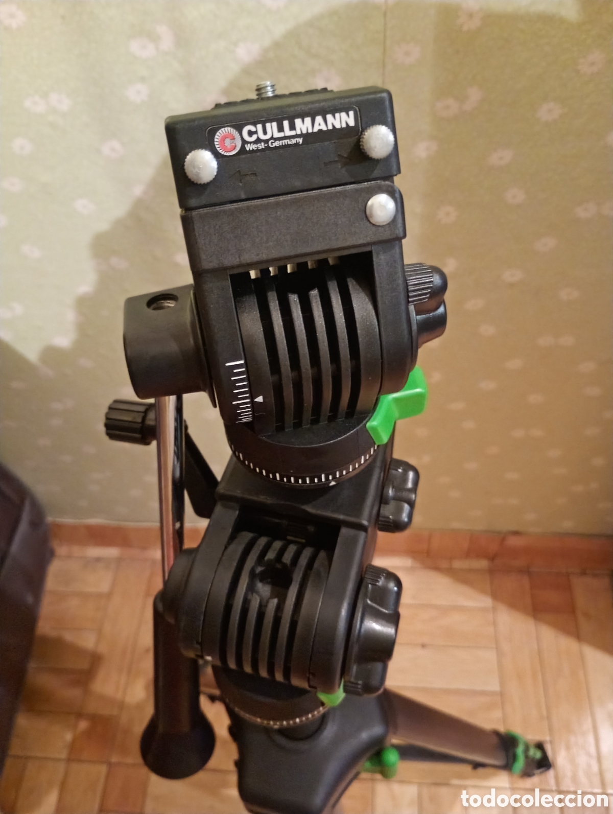 Coleccionismo: Tr&iacute;pode fotogr&aacute;fico Cullman ventage - Foto 2