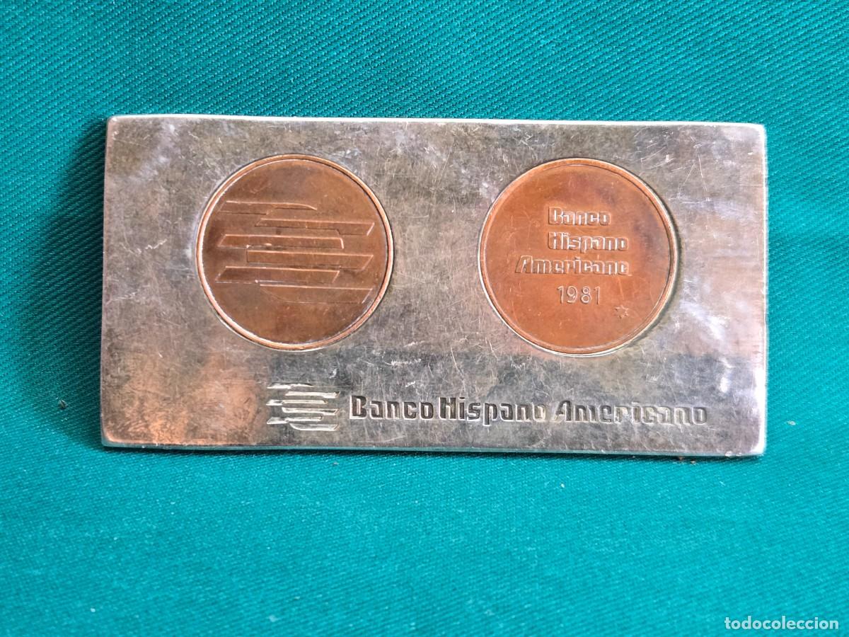 Coleccionismo: PLACA CON MONEDAS BANCO HISPANO AMERICANO 1981 , MENESES