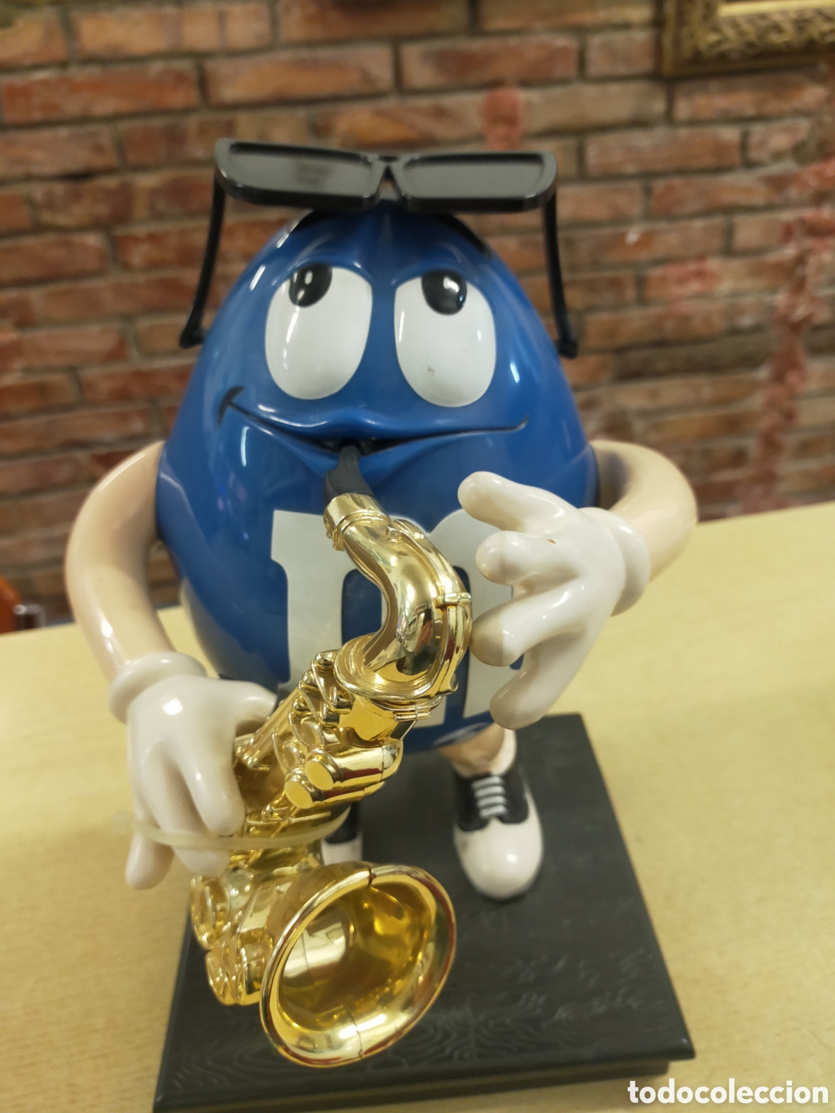 Coleccionismo: Dispensador de caramelos M&M's Blues Caf&eacute;