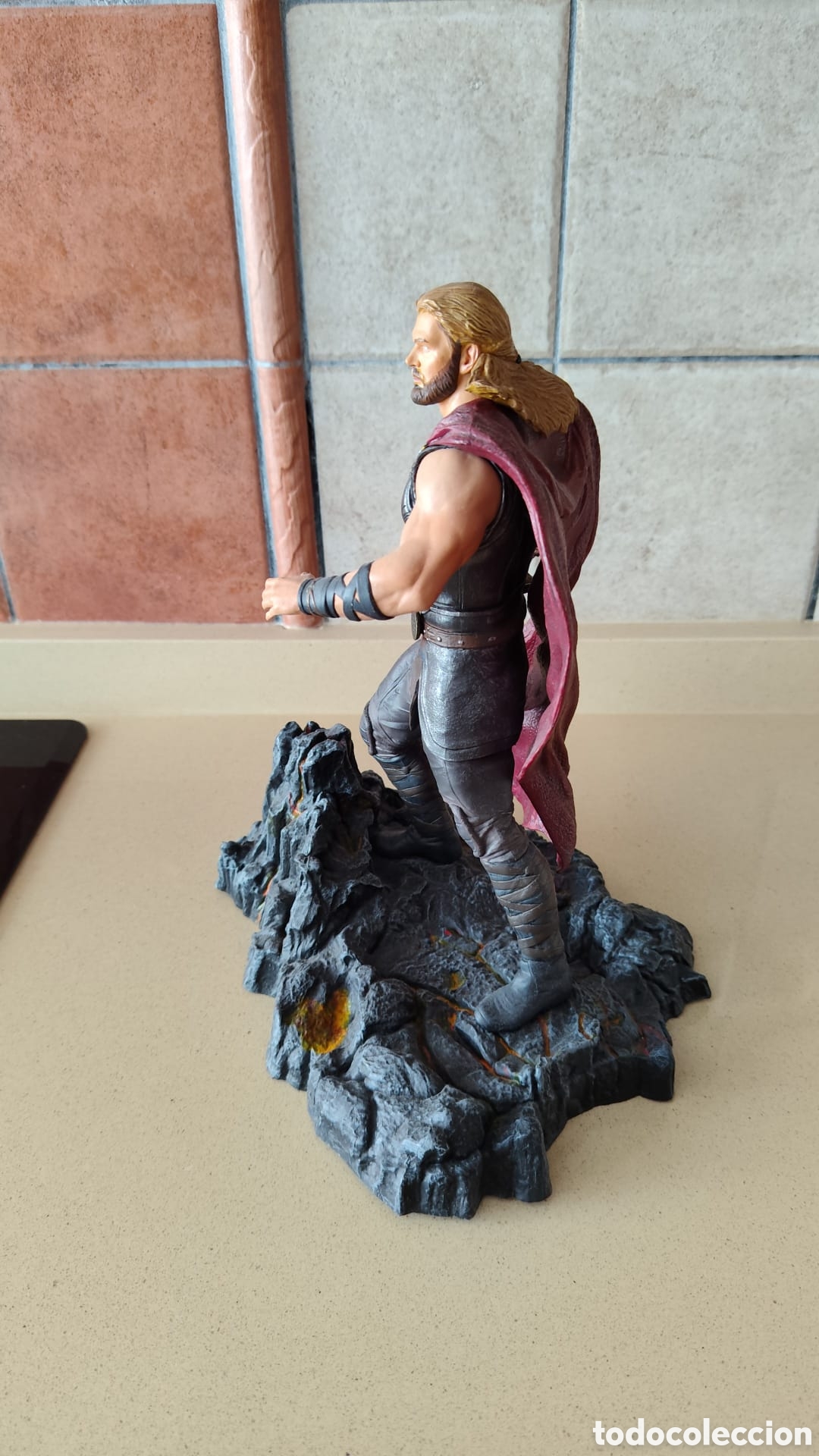Coleccionismo: Figura Diamond select thor - Foto 2