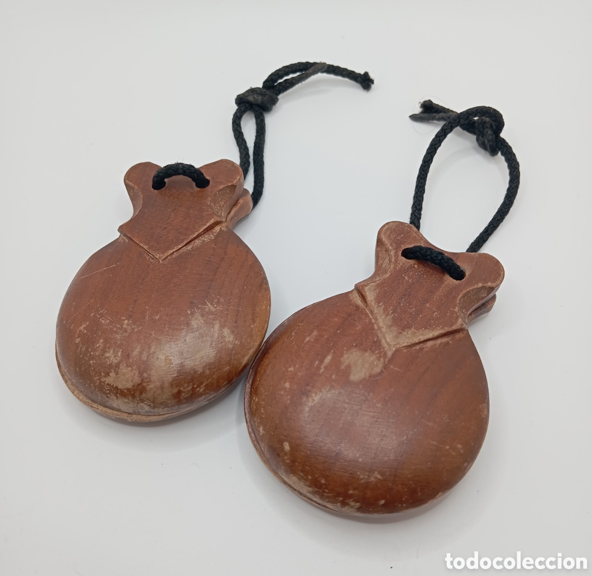 Coleccionismo: Casta&ntilde;uelas de madera hechas a mano - Foto 1