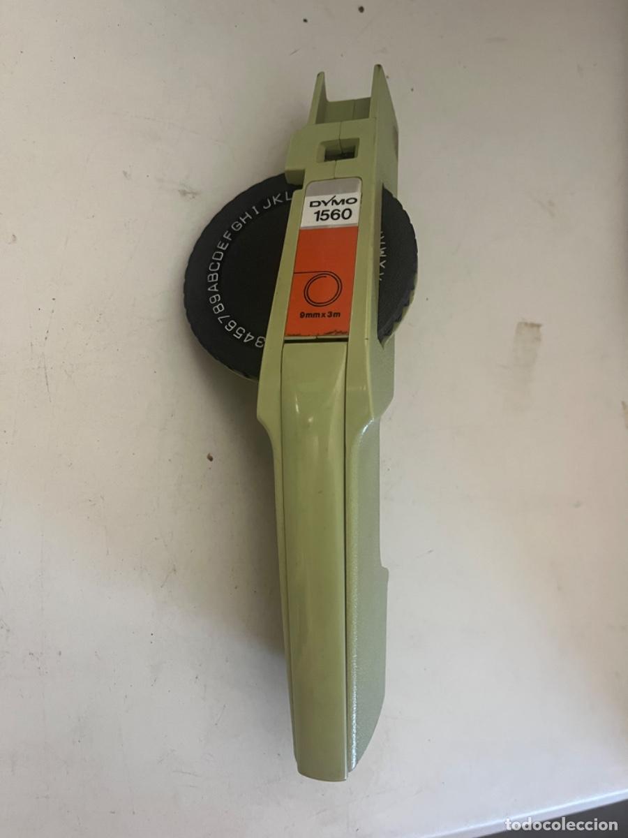 Coleccionismo: Maquina Dymo modelo 1560 en verde. Buen estado.