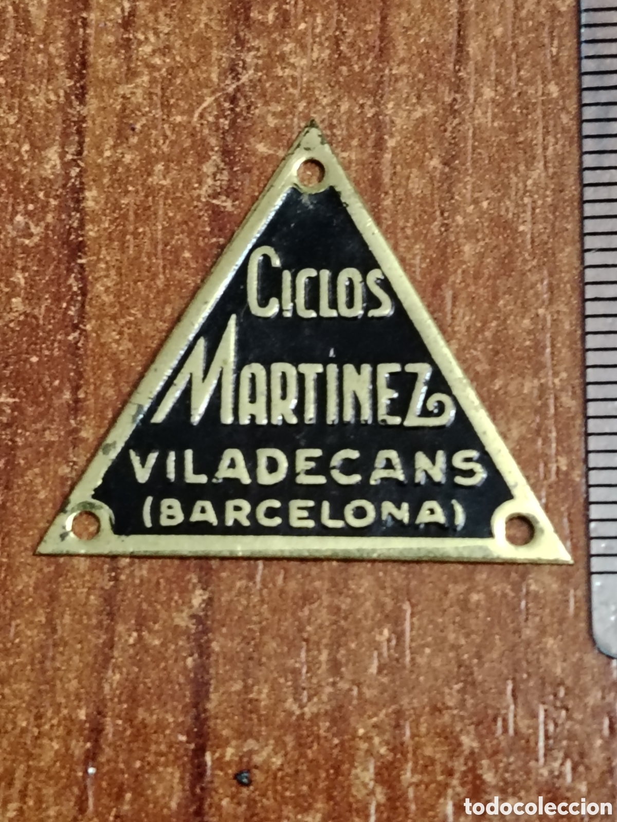 Coleccionismo: Chapita antigua ciclos Martinez (Barcelona)