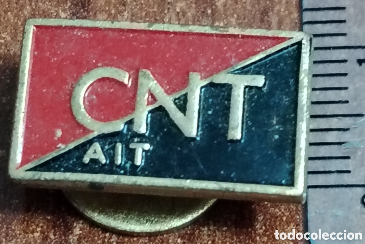 Coleccionismo: Insignia antigua CNT AIT