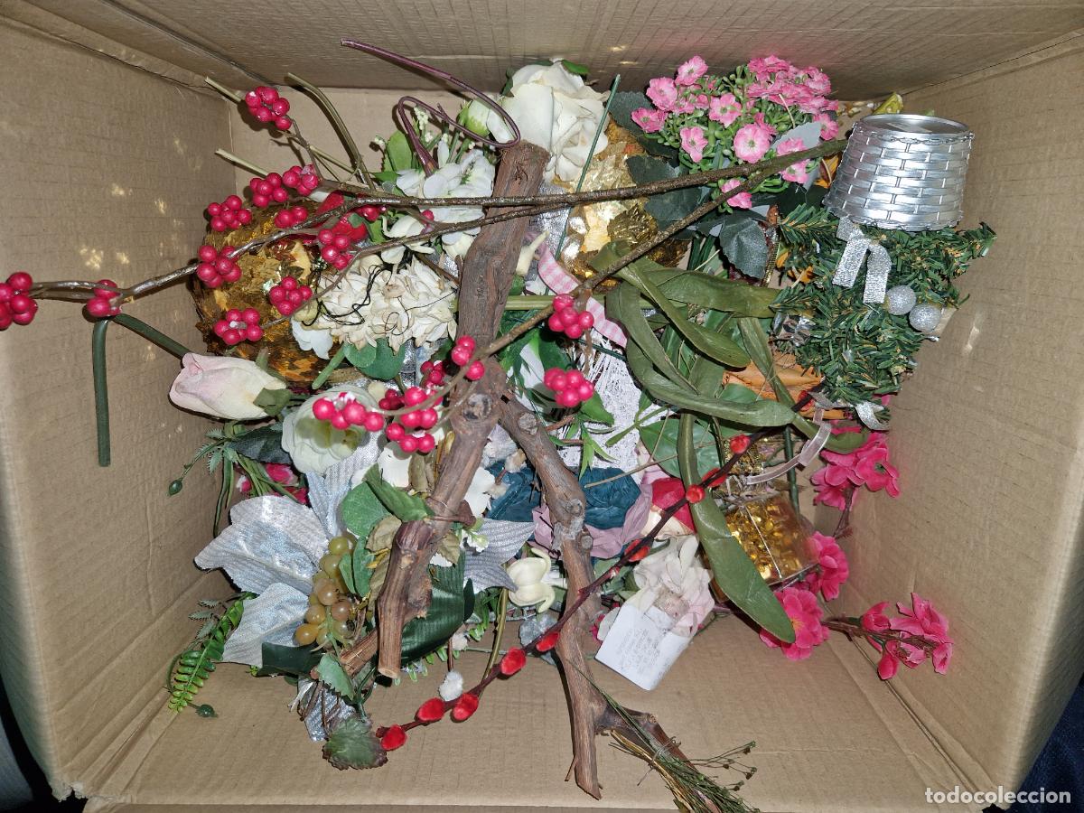 Coleccionismo: BONITA CAJA SOPRESA CON ARREGLOS NAVIDE&Ntilde;OS...