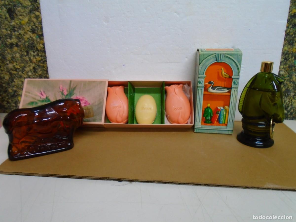 Collezionismo: VINTAGE LOTE DE PRODUCTOS DE &rdquo;AVON&rdquo;LOCIONES AFEITADO(2)Y CAJA CON JABONES,VER FOTOS.