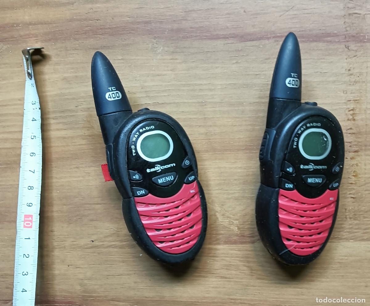Coleccionismo: WALKIE-TALKIES TALKCOM TC400 VINTAGE - PAREJA DE 2 UNIDADES - A&Ntilde;OS 2000