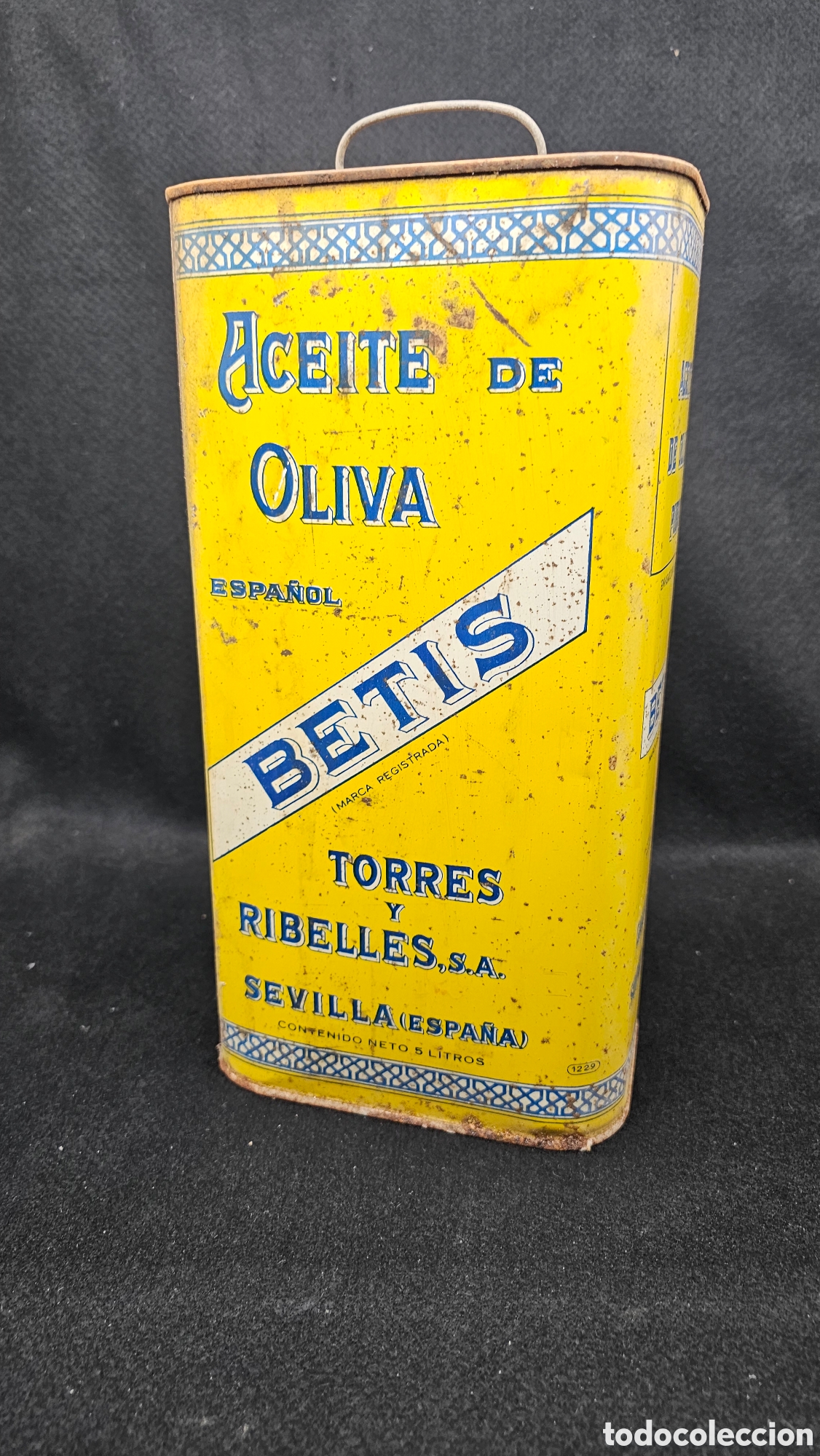 Coleccionismo: Antigua lata de aceite