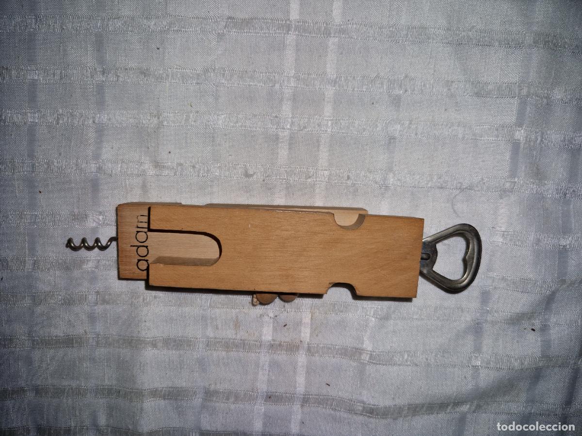 Sammeln: BONITO DESTAPADOR DE VINO Y LATAS.