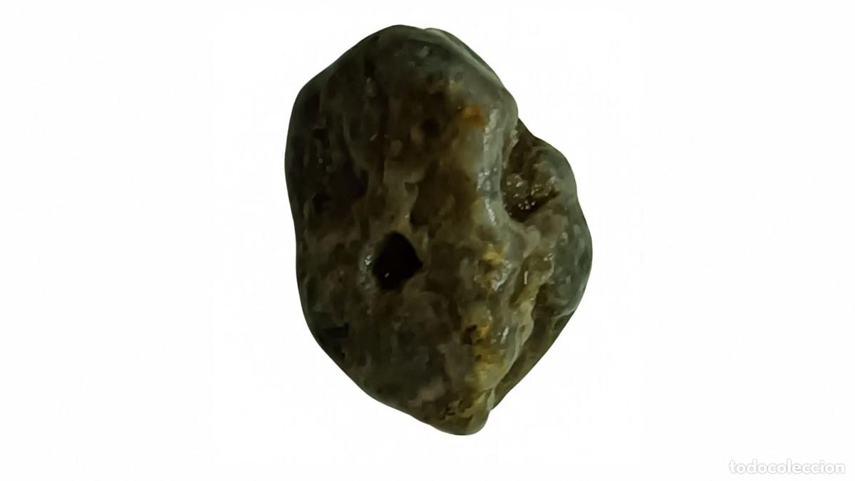 Sammeln: &Aacute;GATA NATURAL CON CAVIDAD - CALCEDONIA CON BANDAS CONC&Eacute;NTRICAS - 4 X 2,5 CM - 15 G