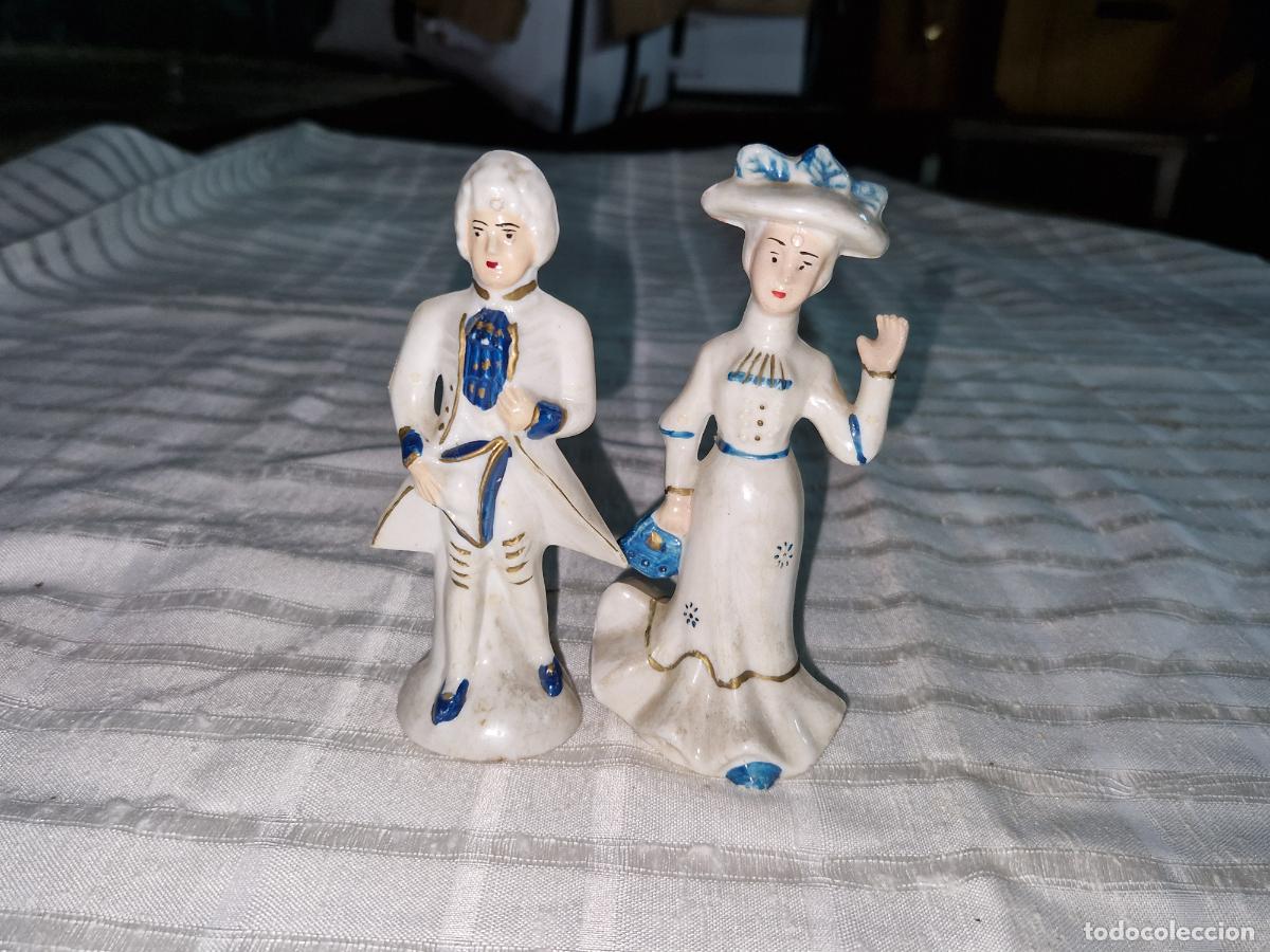 Coleccionismo: BONITA PAREJA DE NOVIOS DECORATIVO EN CERAMICA.