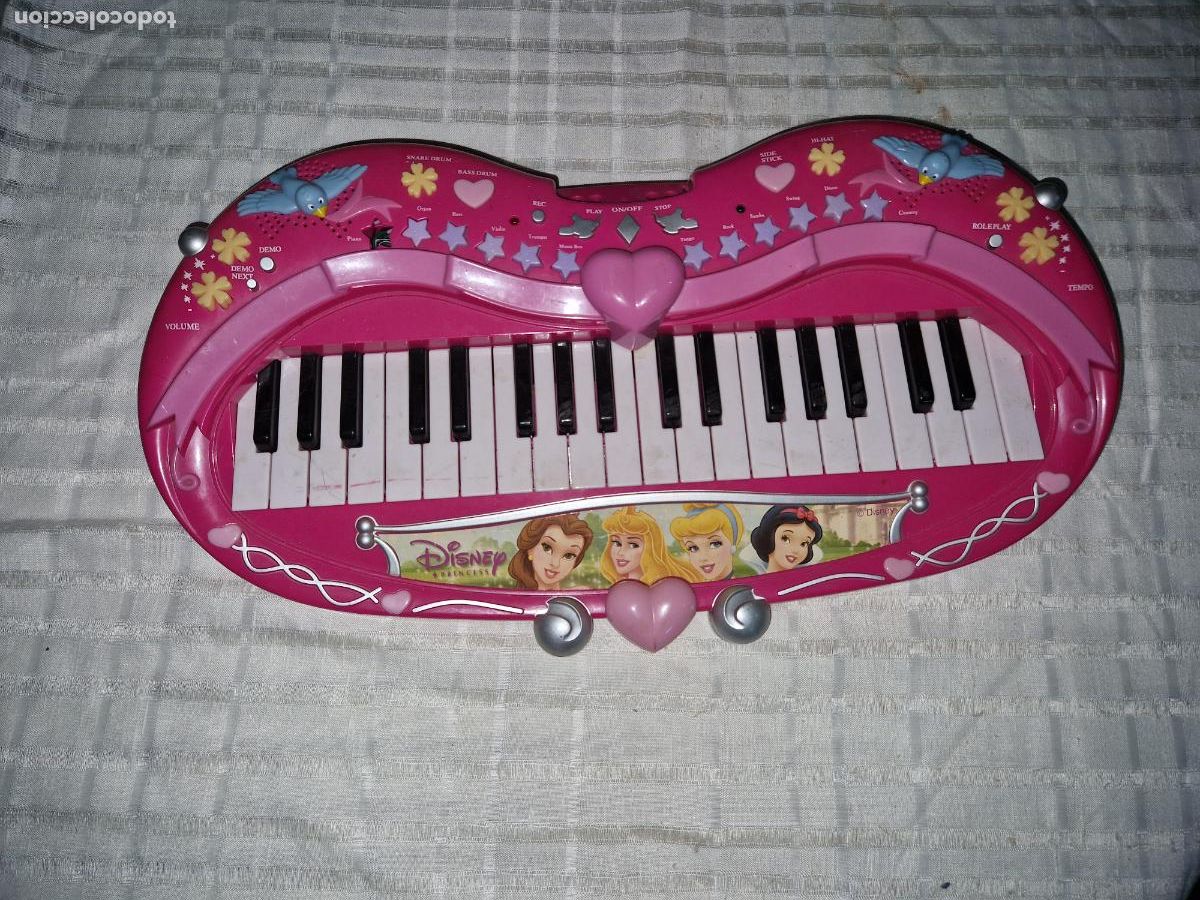 Coleccionismo: BONITO PIANO DE JUGUETE. DISNEY