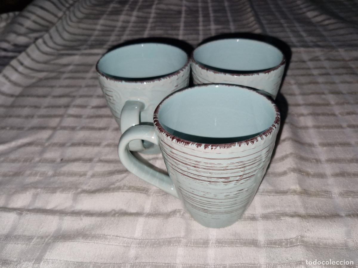 Coleccionismo: 3 BONITAS TAZAS DE CAFE. COLOR AZUL