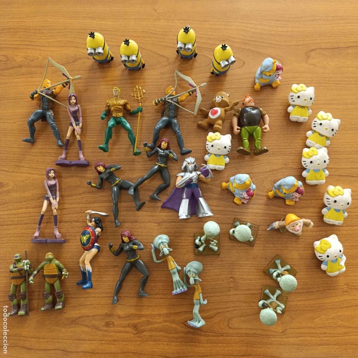 Collectionnisme: GRAN LOTE DE MU&Ntilde;ECOS. DISNEY, MINION, SUPERHEROES, TORTUGAS NINJA, BOB ESPONJA....VER FOTOS